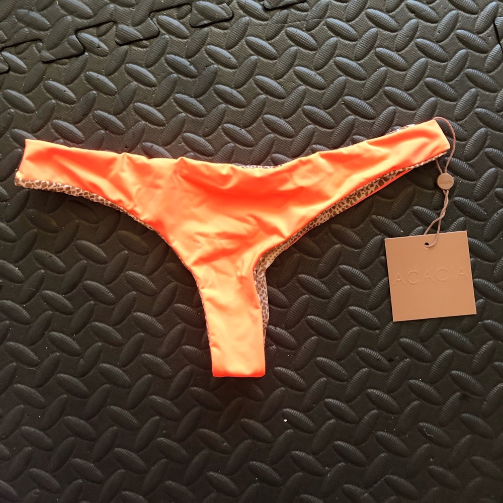 ACACIA SWIMWEAR HO’OKIPA BOTTOM SIZE M